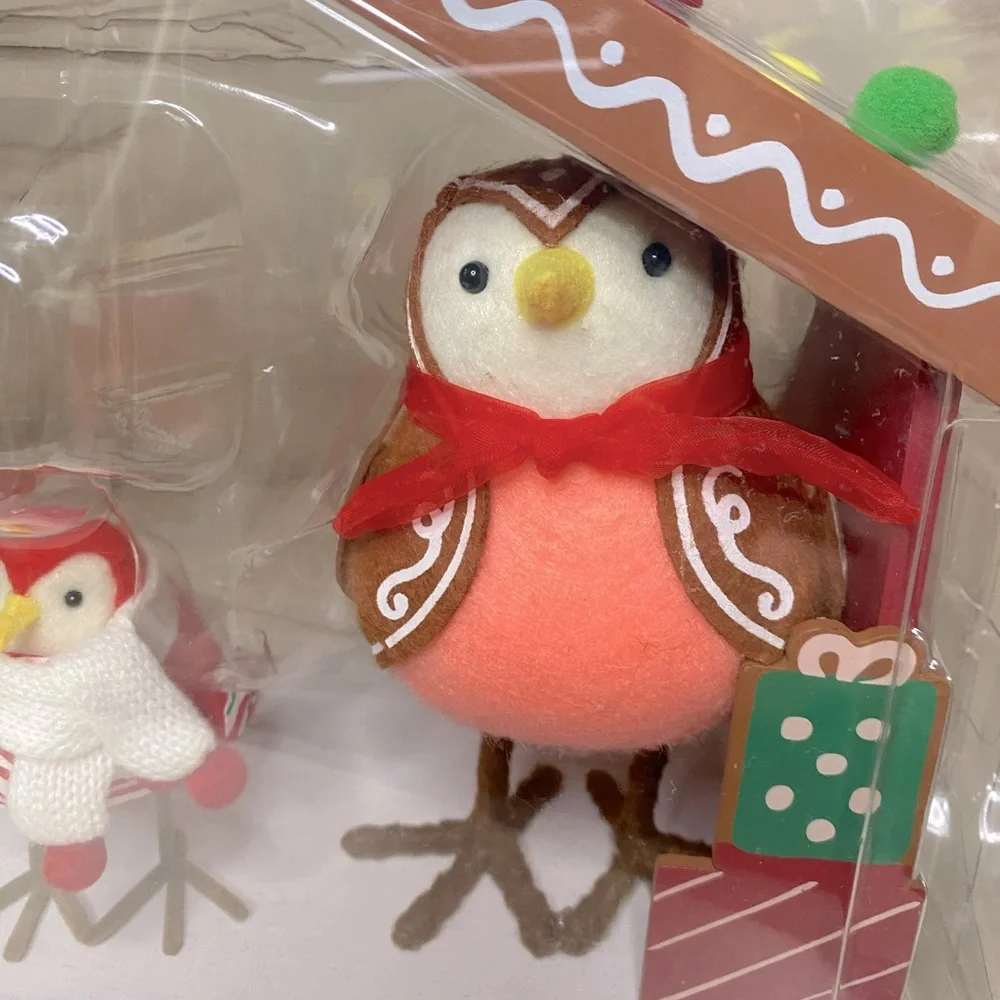 NWT Target Wondershop 4pc Featherly Friends Gingerbread House - Picture 4 of 11